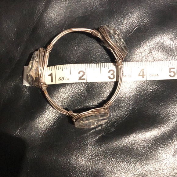 Set of 7 wire bracelets. 2 are druzy - Picture 6 of 6